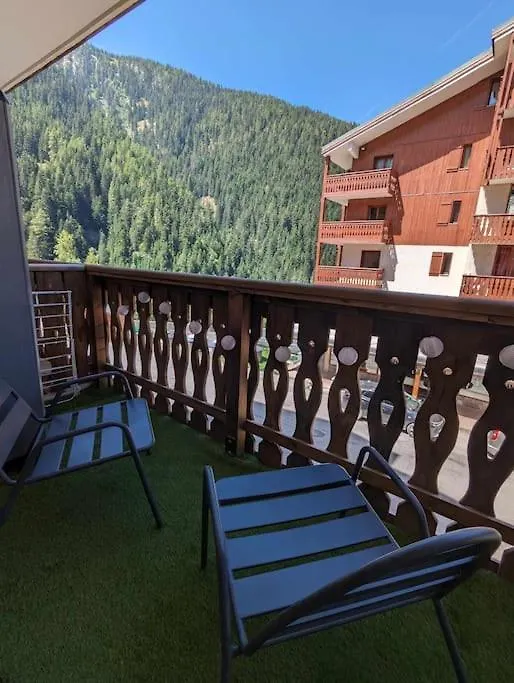 Appartement Aux Pieds Des Pistes Modane Apartment